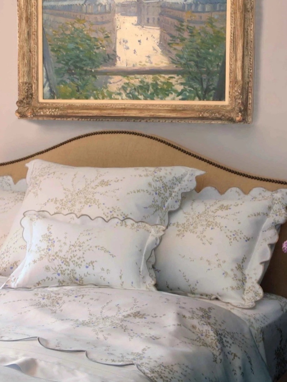 D. Porthault Jeté de Fleurs Print Duvet Cover Hand Printed Taupe/Violet R-$1895